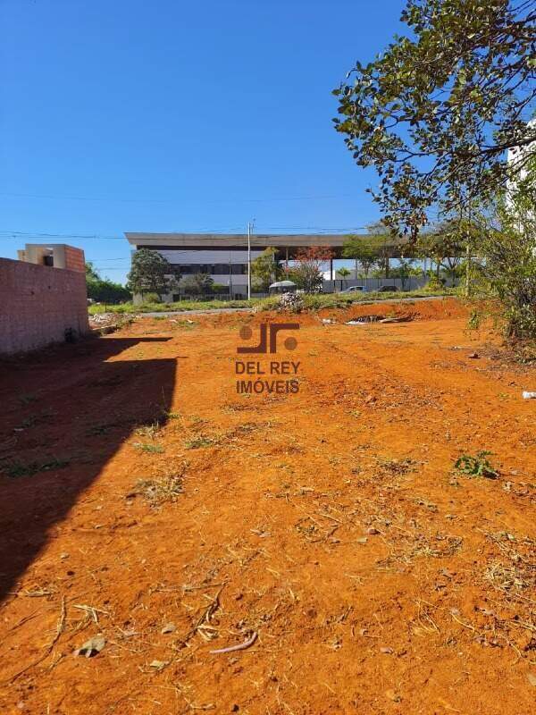 Lote à venda no DISTRITO INDUSTRIAL: 