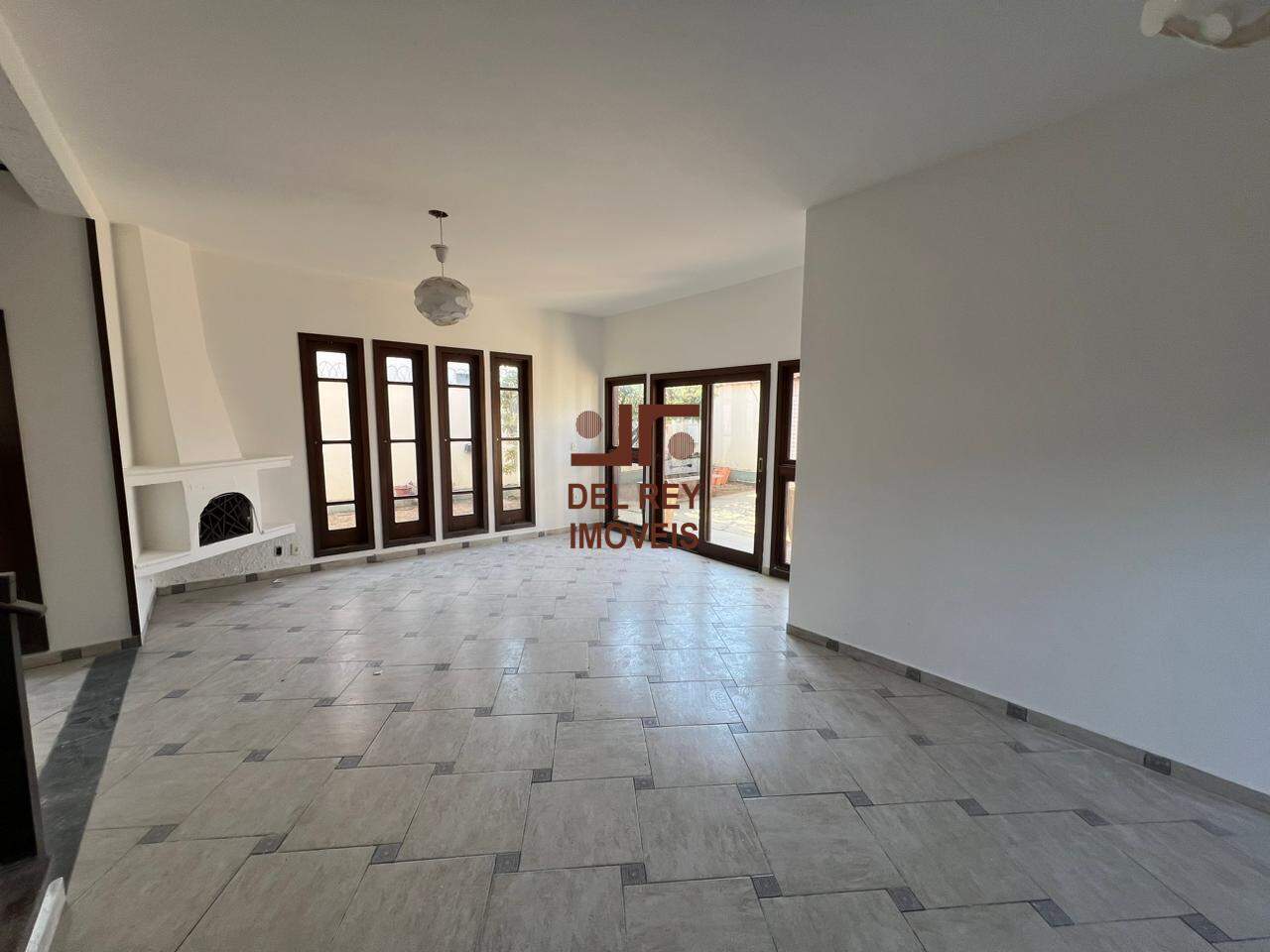 Casa à venda no MORRO DO CLARO: 