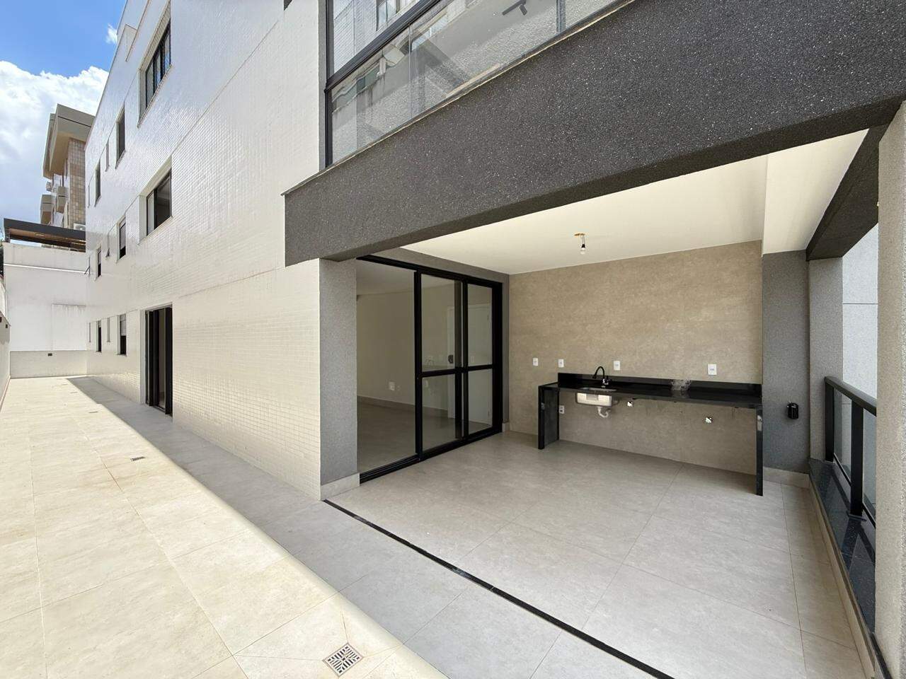 Área privativa à venda no Liberdade: 