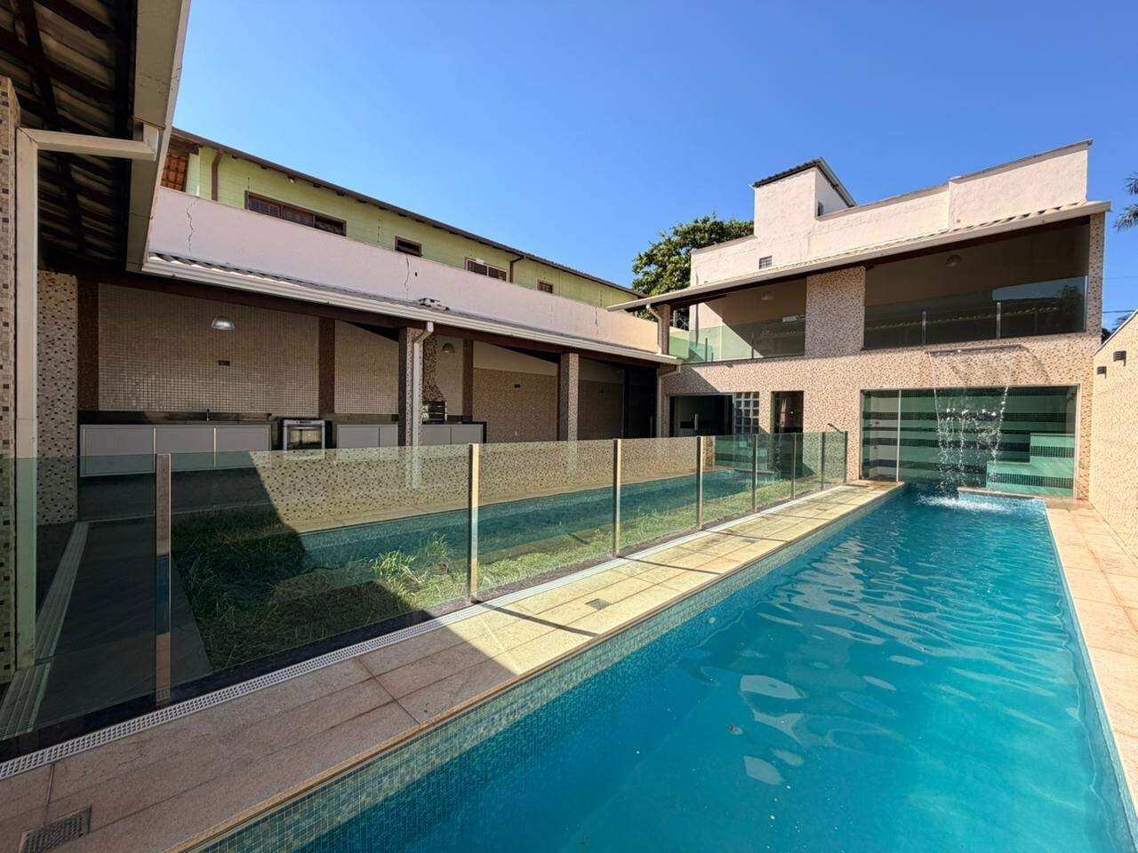 Casa à venda no Braúnas: 