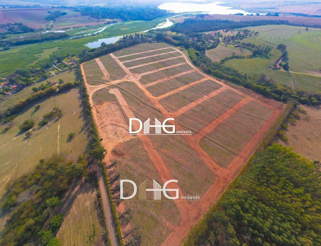 Terreno à venda no Alto São Fernando: 