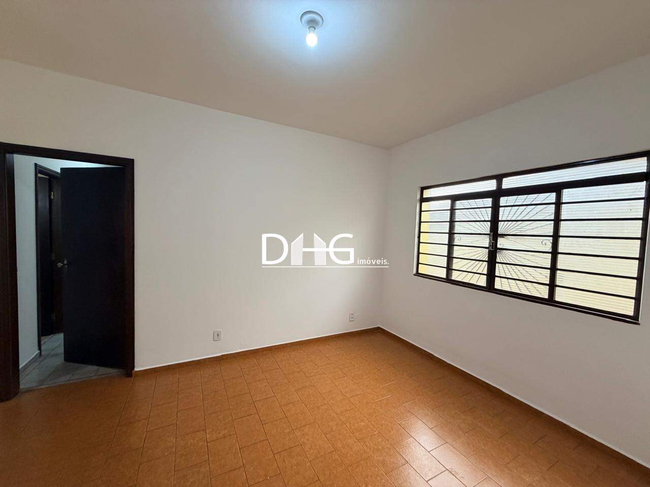 Casa para aluguel no Jardim Dos Calegaris: 