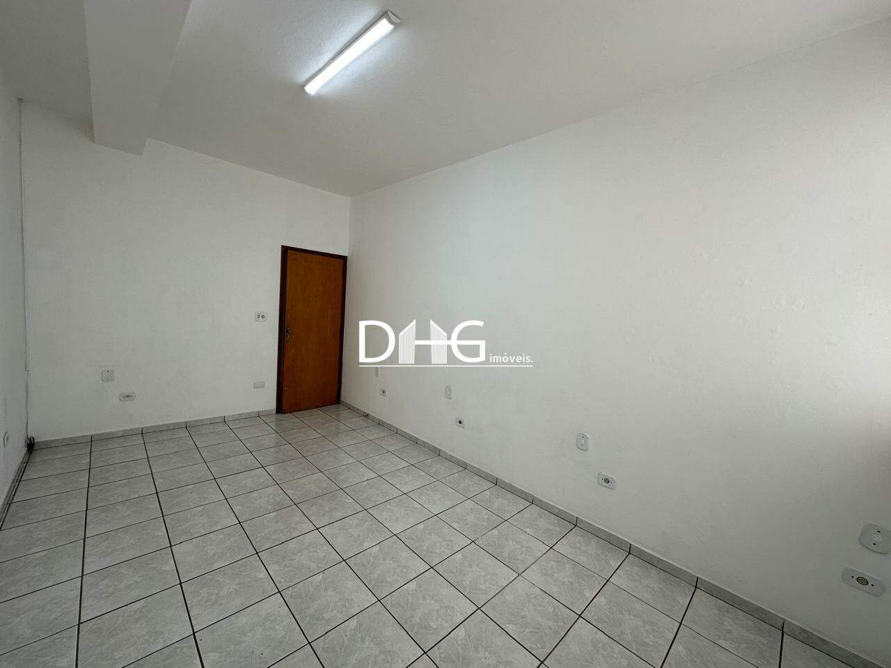 Sala para aluguel no Santa Cecília: 