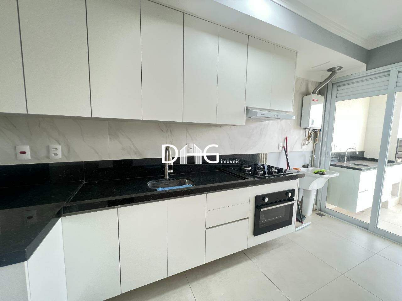 Apartamento à venda no Santa Terezinha: 