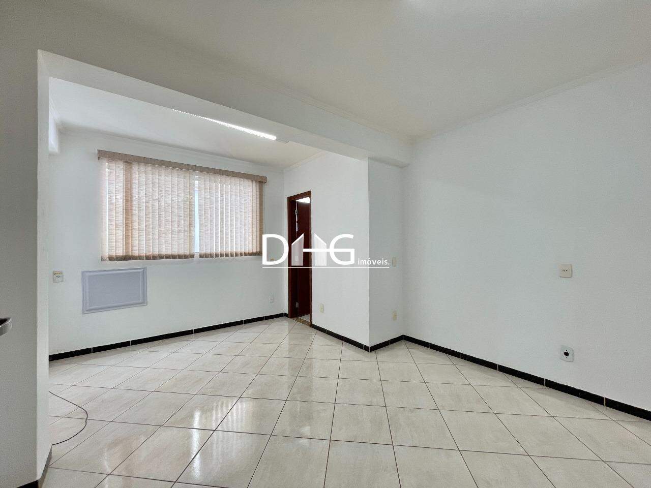 Sala para aluguel no Jardim de Itapoan: 