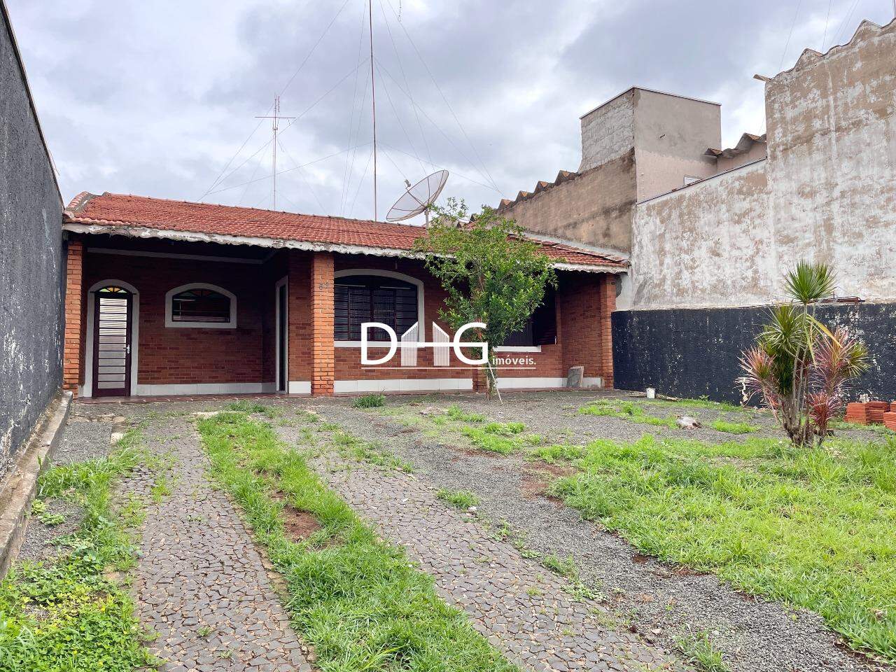 Casa para aluguel no Santa Cecília: 