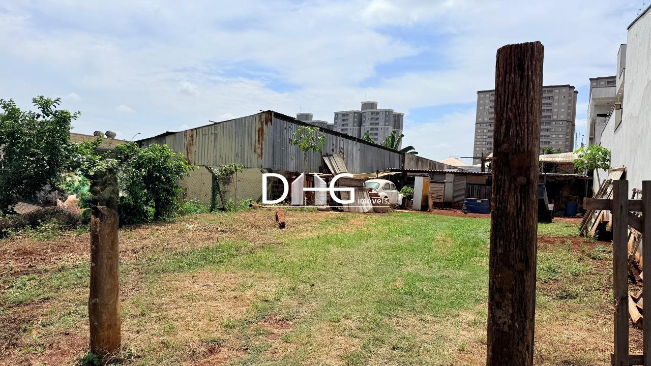 Terreno à venda no Jardim Dos Calegaris: 