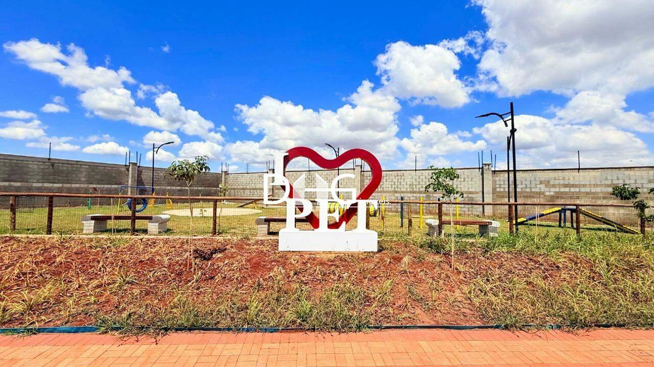 Terreno em Condomínio à venda no Parque Brasil 500: 