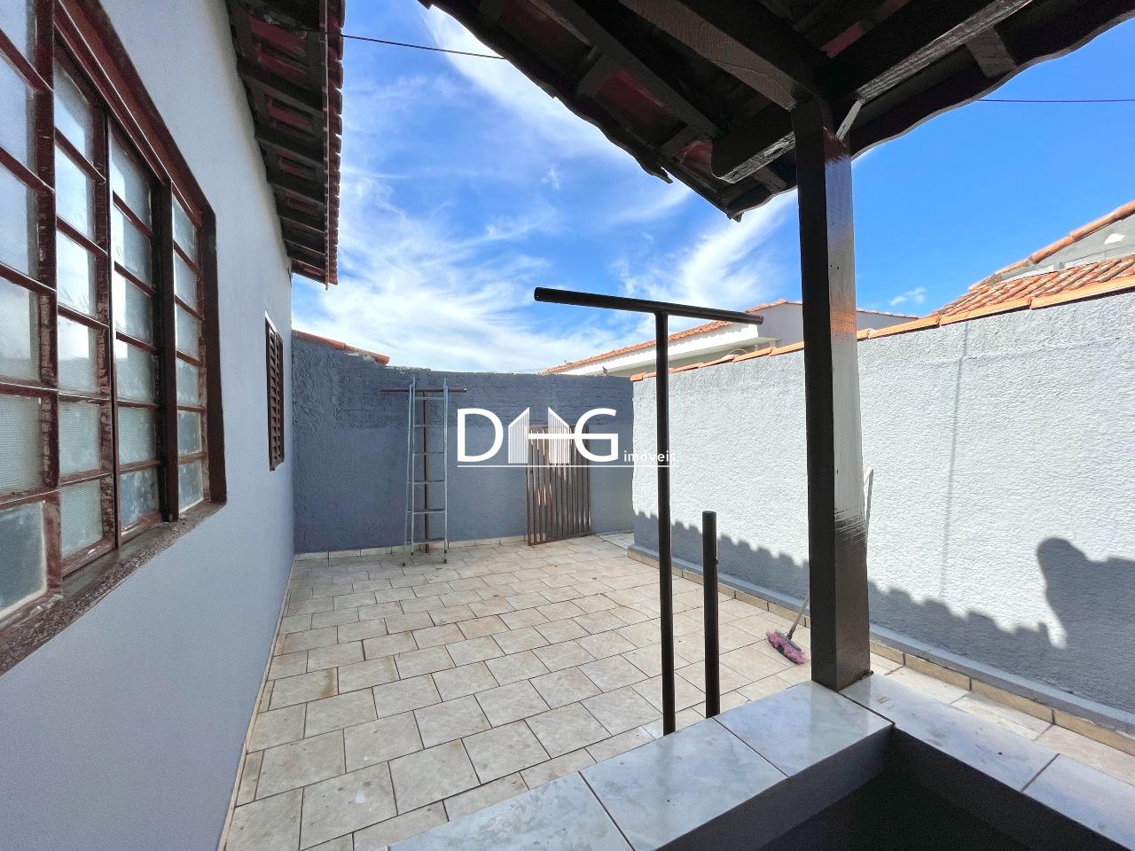 Casa para aluguel no Santa Cecília: 