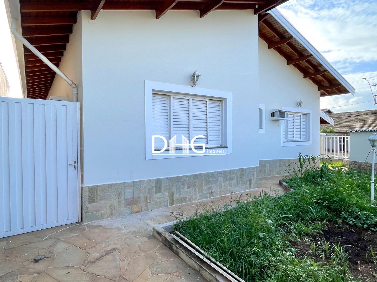 Casa para aluguel no Jardim de Itapoan: 