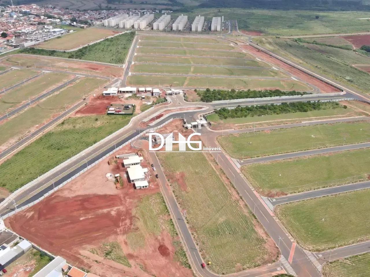 Terreno em Condomínio à venda no Residencial Terras da Fazenda: 