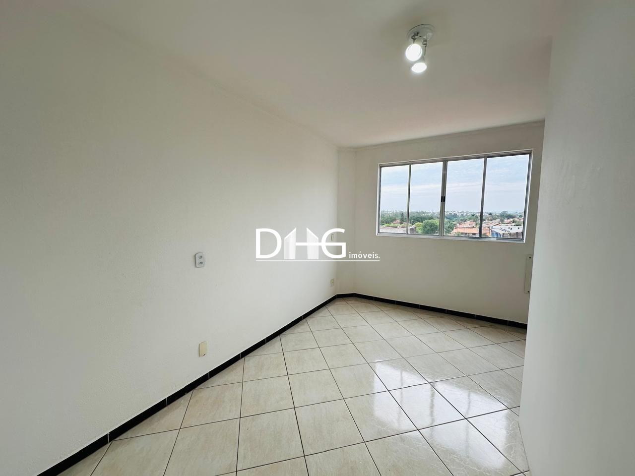 Sala para aluguel no Jardim de Itapoan: 