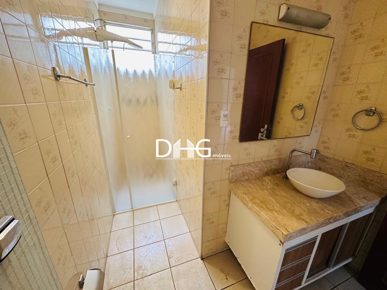 Casa para aluguel no Vila Bressani: 