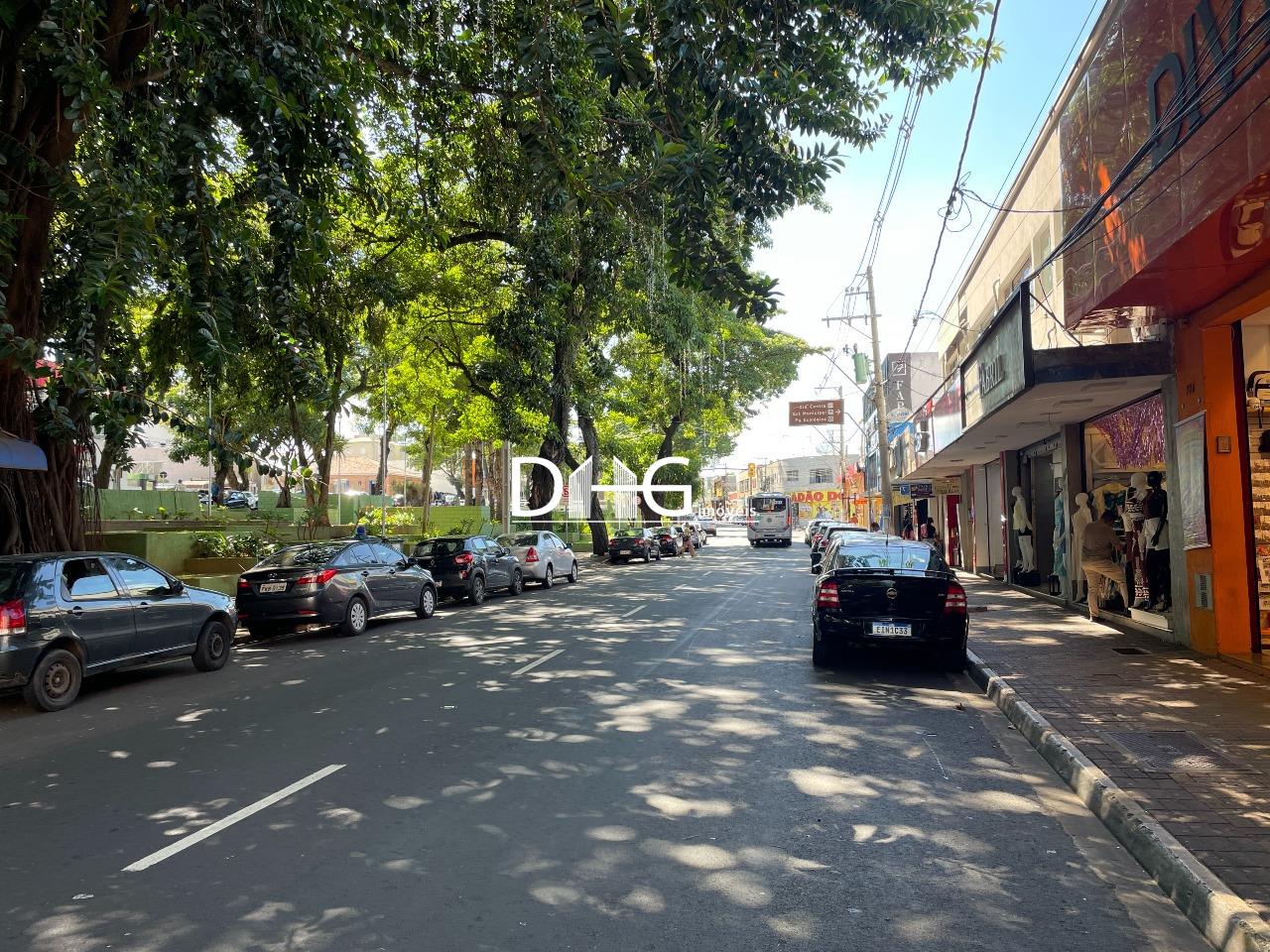 Salão para aluguel no Santa Cecília: 