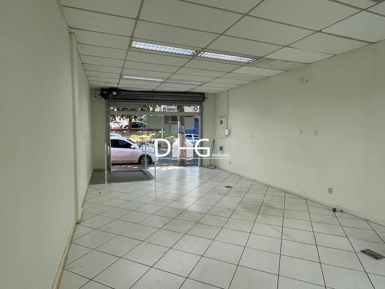 Salão para aluguel no Santa Cecília: 