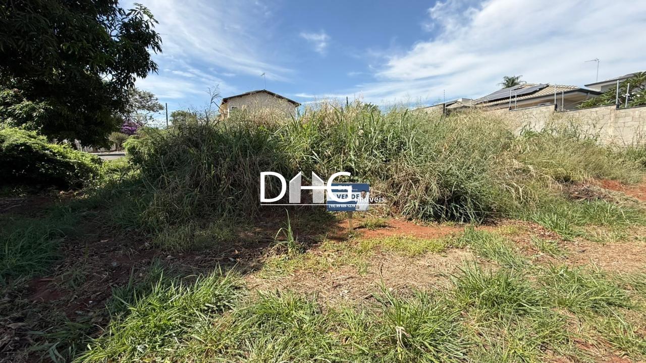 Terreno à venda no Jardim de Itapoan: 