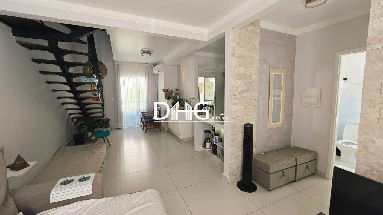 Casa à venda no Balneário Tropical: 