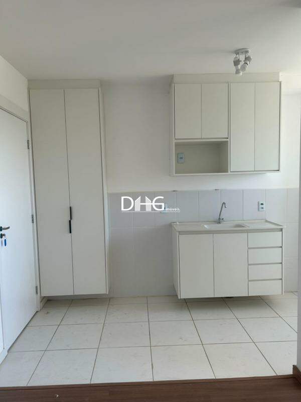 Apartamento para aluguel no Dona Edith Campos Fávero: 