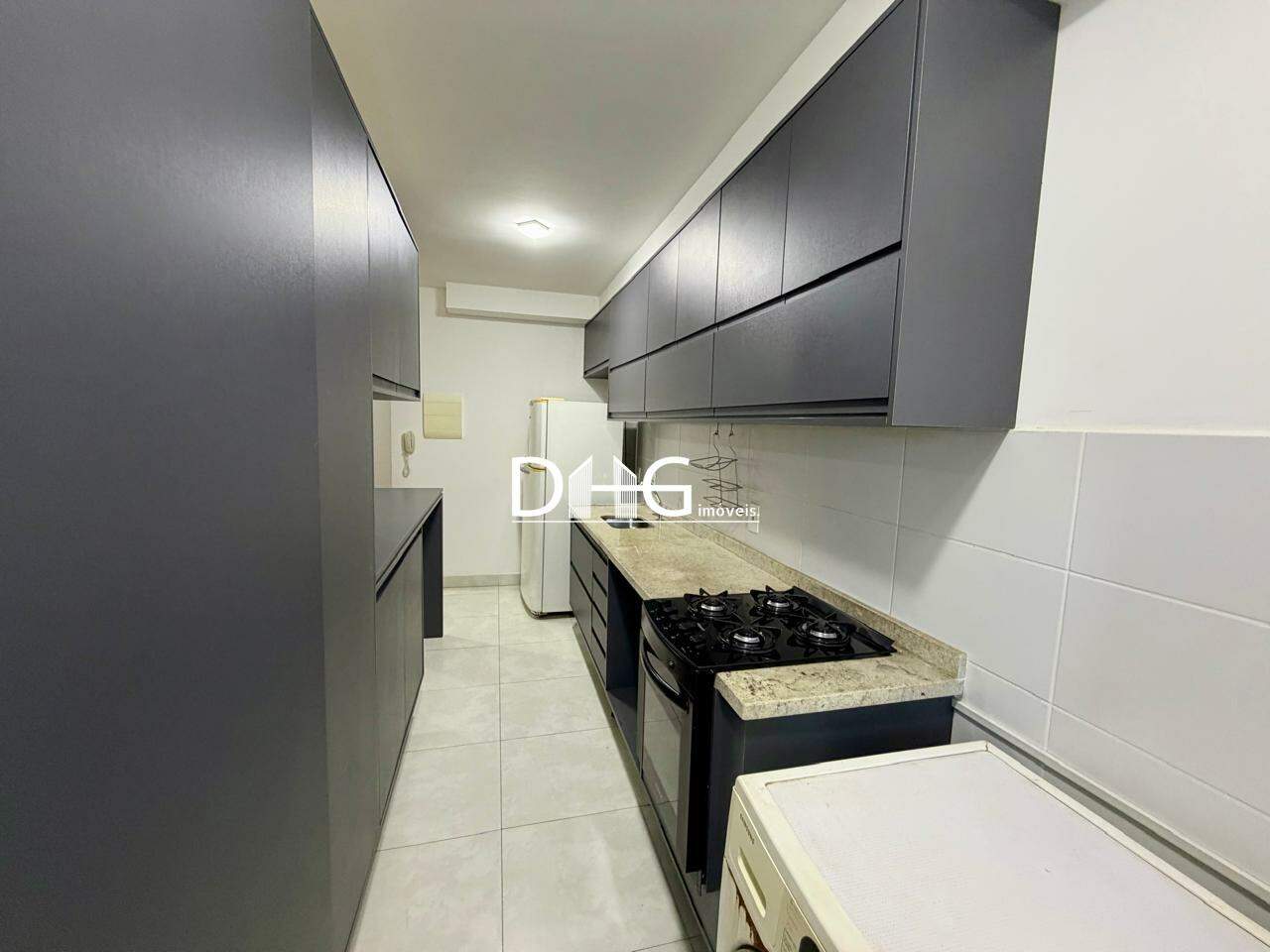 Apartamento para aluguel no Balneário Tropical: Cozinha