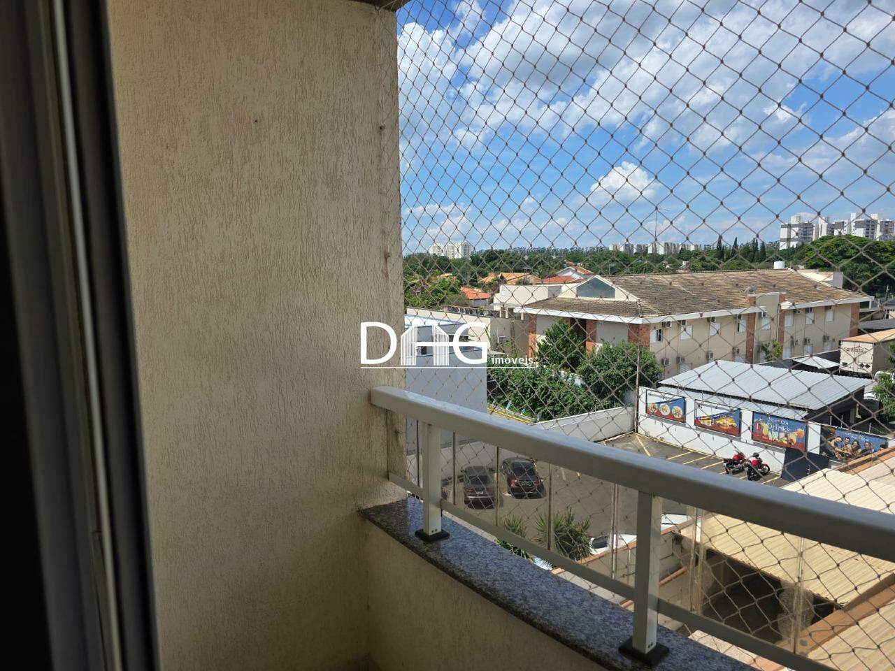 Apartamento à venda no Santa Terezinha: 