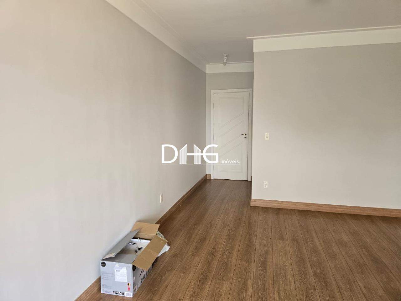 Apartamento à venda no Santa Terezinha: 