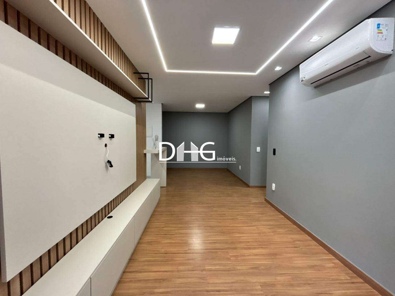 Apartamento para aluguel no Balneário Tropical: 