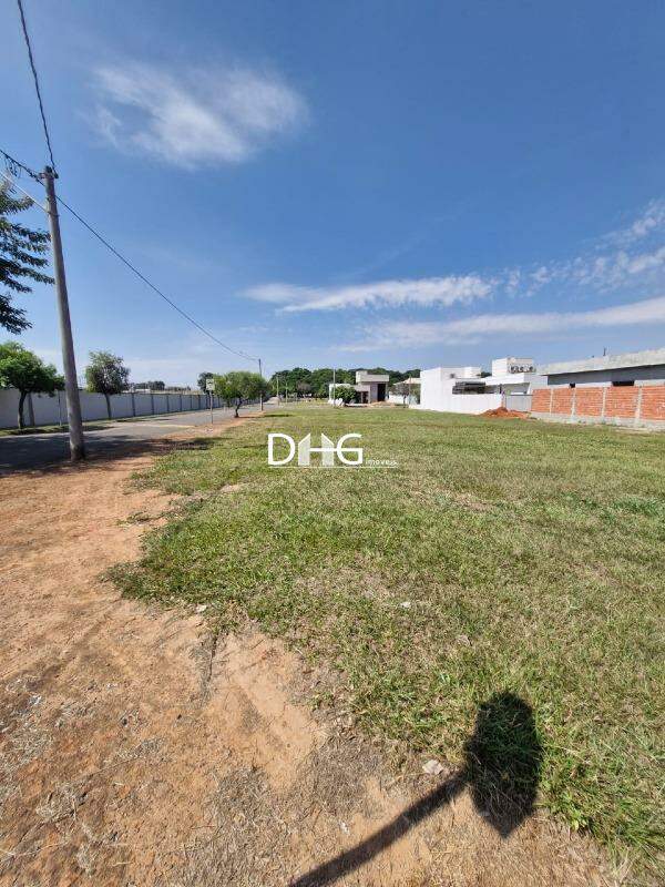 Terreno à venda no Residencial Campos do Conde II: 