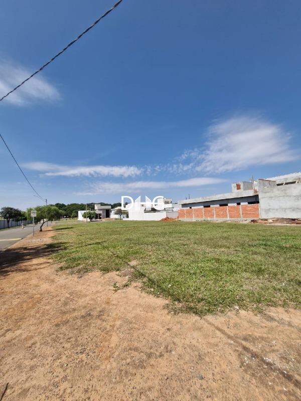 Terreno à venda no Residencial Campos do Conde II: 