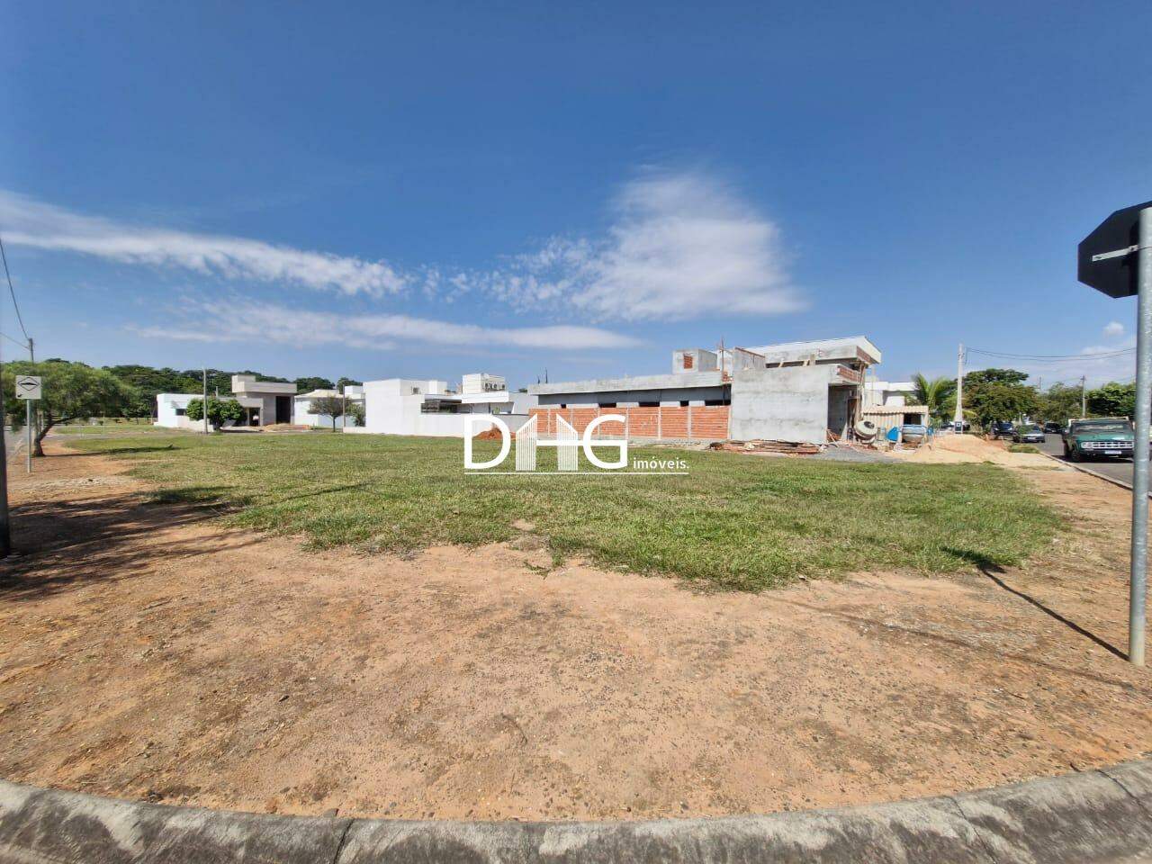 Terreno à venda no Residencial Campos do Conde II: 