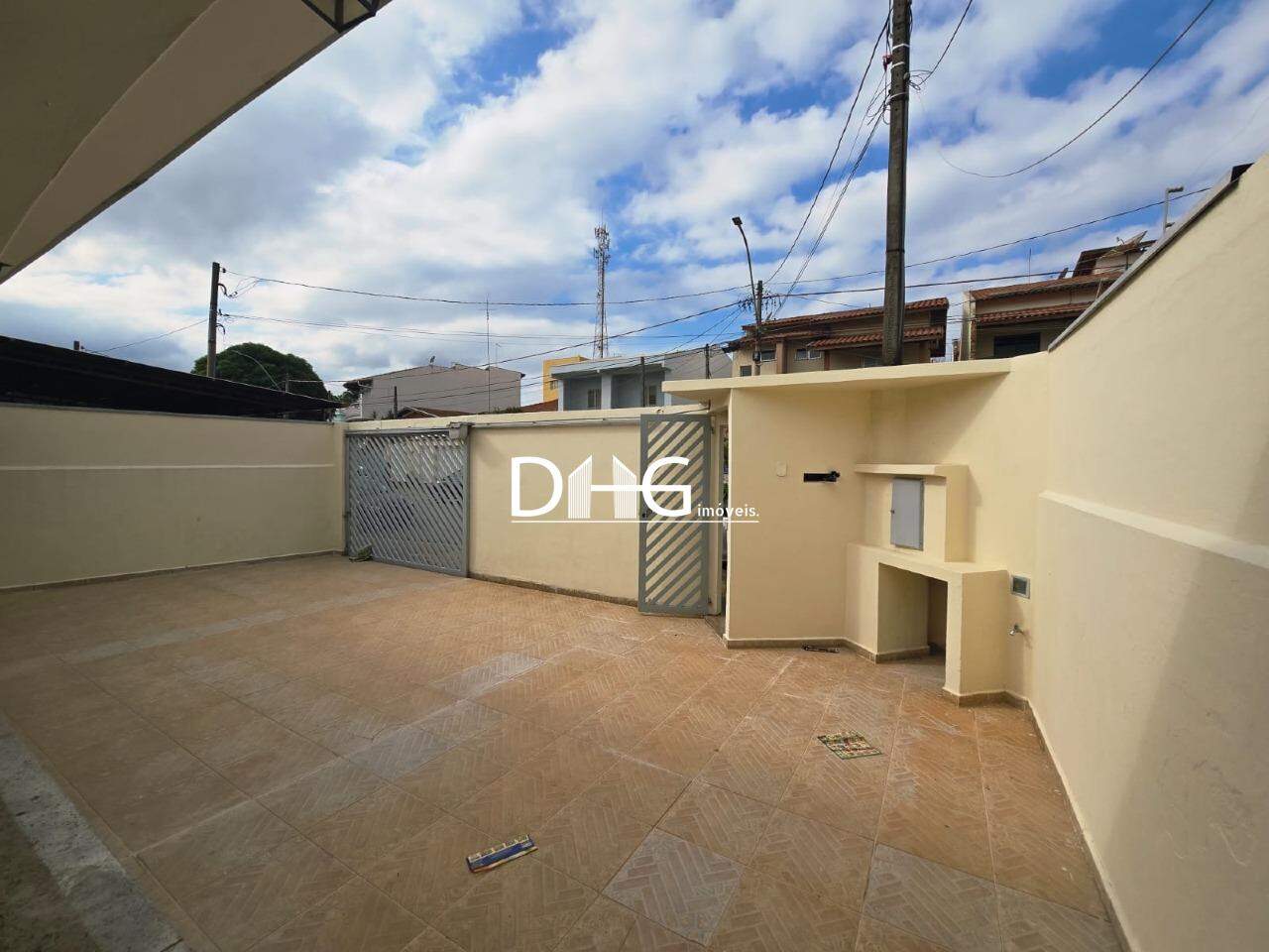 Casa para aluguel no Vila Bressani: 