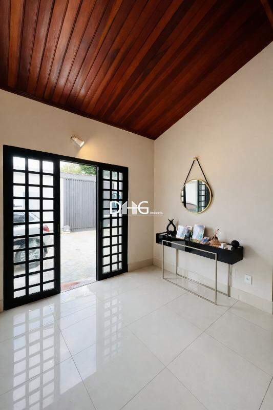 Casa para aluguel no Jardim Vista Alegre: 