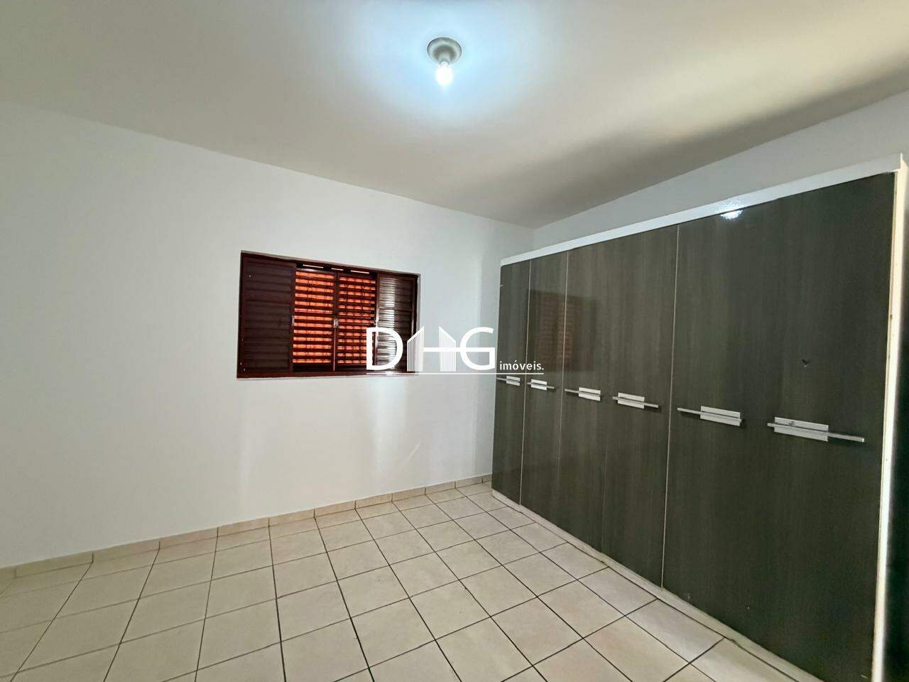 Casa para aluguel no Jardim Planalto: 