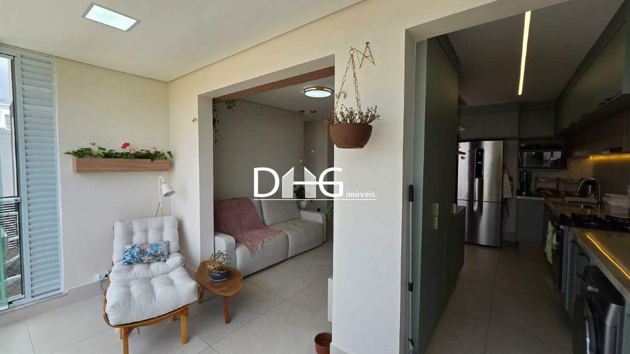 Apartamento à venda no Santa Terezinha: 