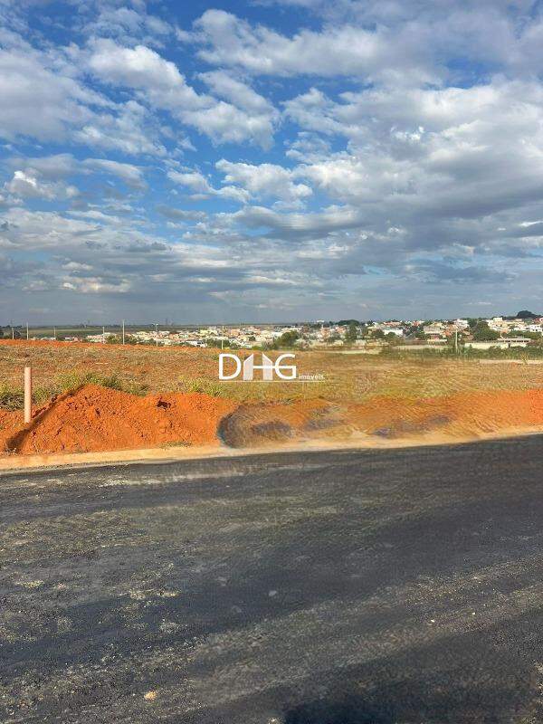 Terreno à venda no Parque Brasil 500: 