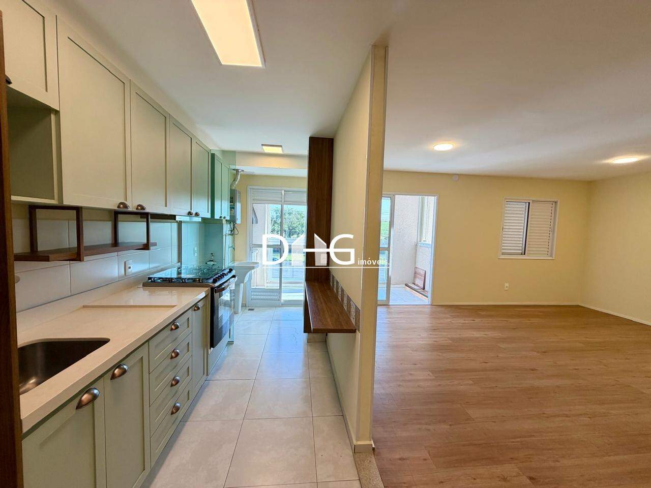 Apartamento para aluguel no Balneário Tropical: 
