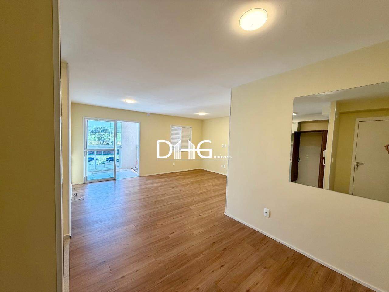 Apartamento para aluguel no Balneário Tropical: 