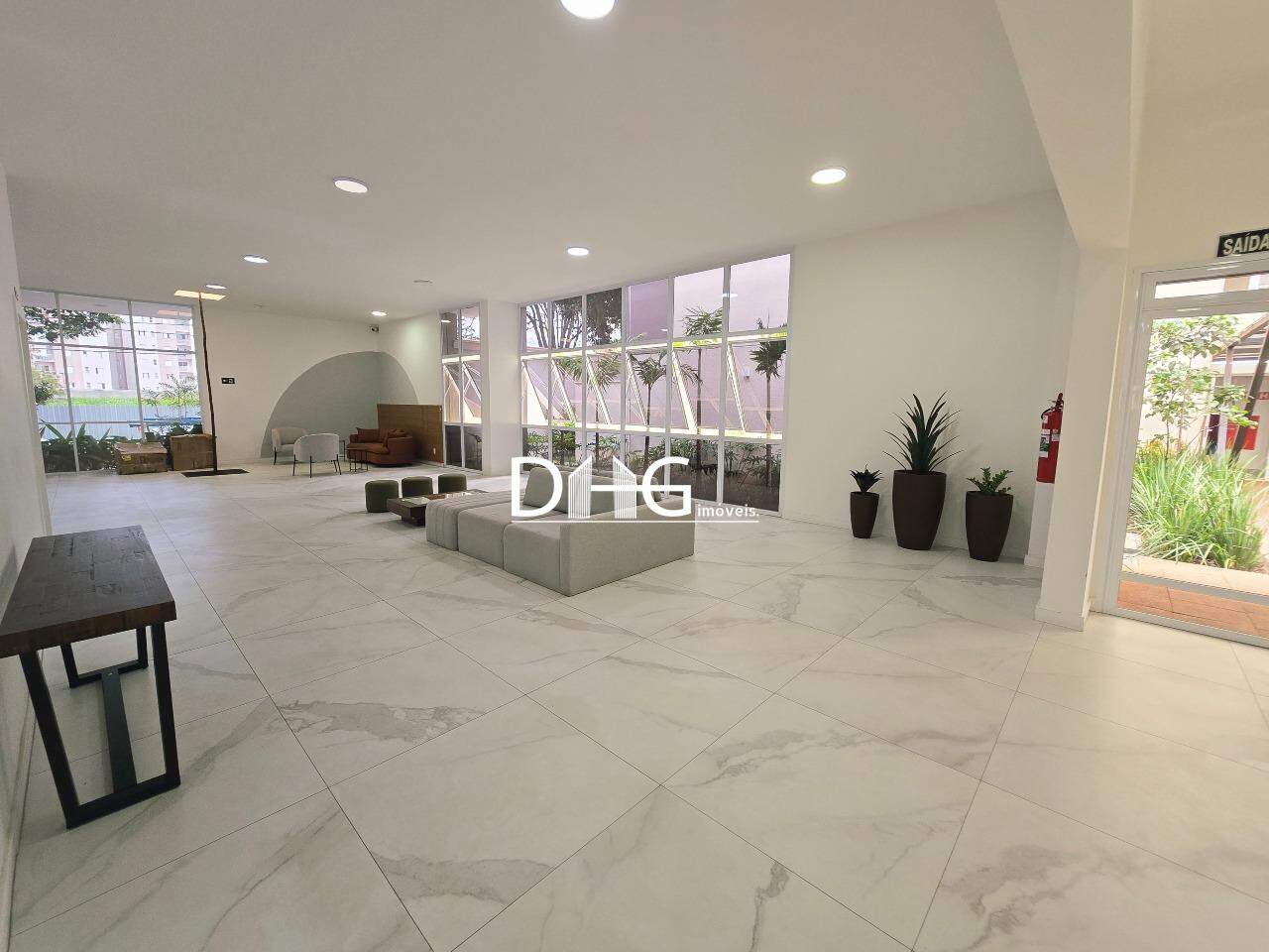 Apartamento à venda no Santa Terezinha: 