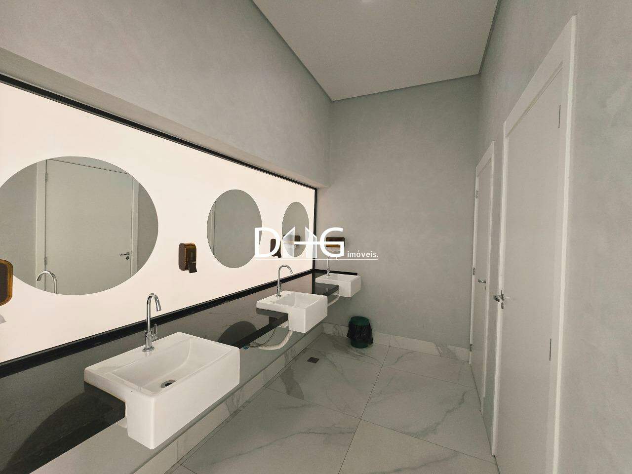 Apartamento à venda no Santa Terezinha: 