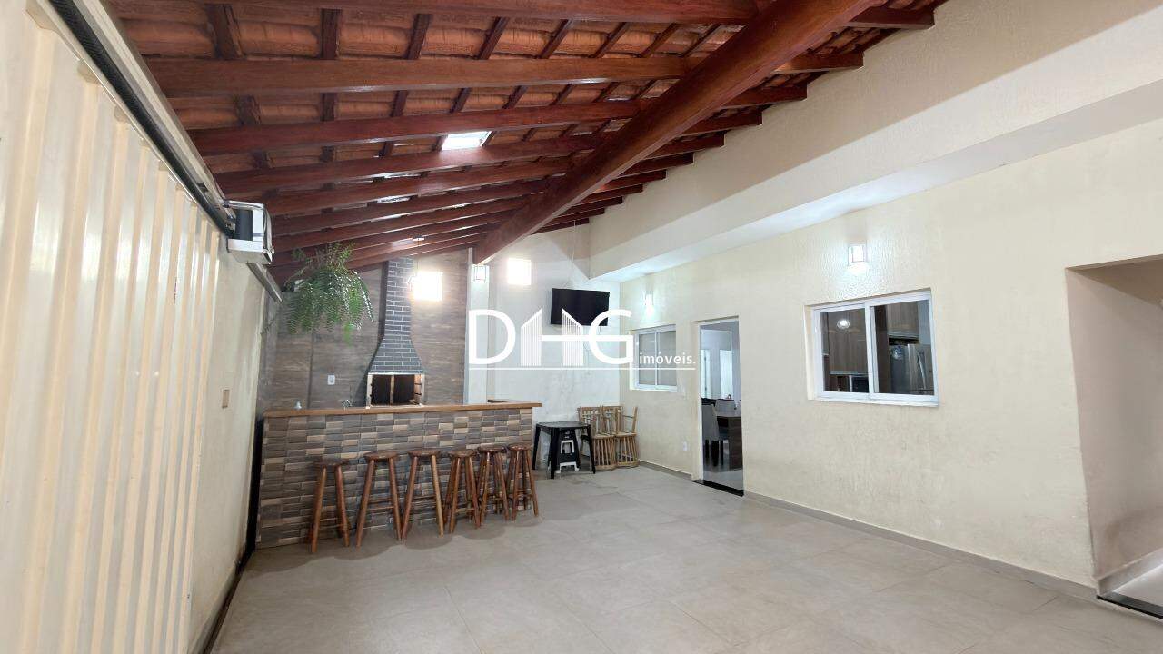 Casa à venda no Saltinho: 