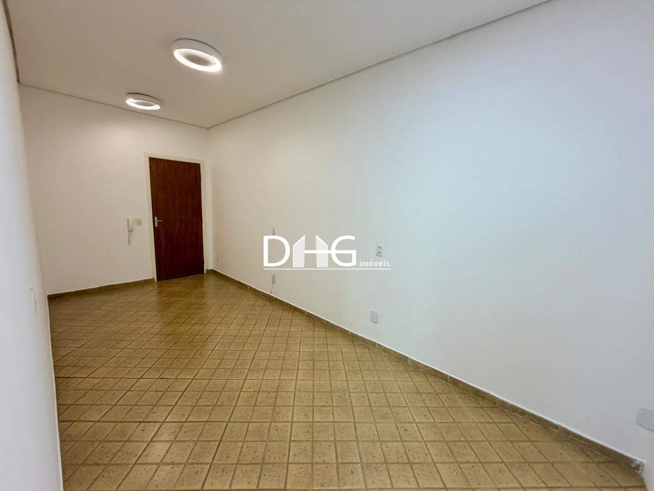 Sala para aluguel no Jardim de Itapoan: 