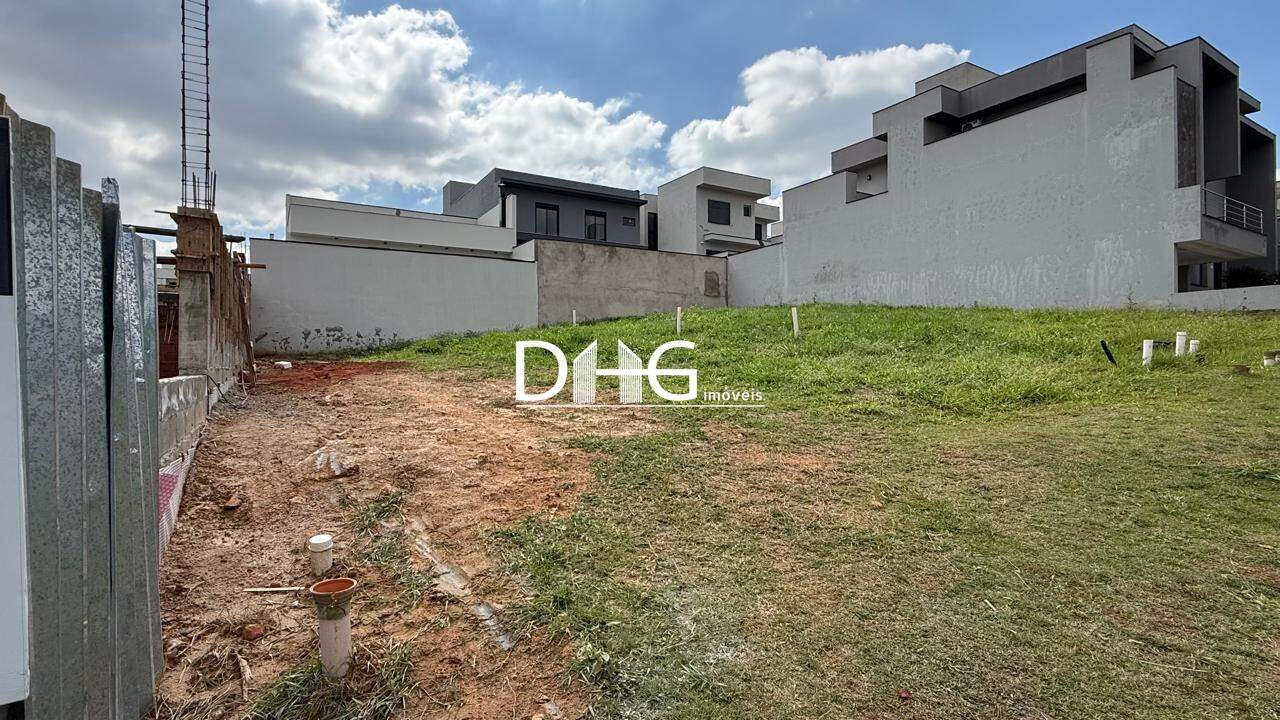 Terreno em Condomínio à venda no Jardim Ypê: 