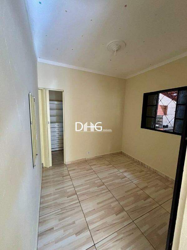 Casa para aluguel no Cooperlotes: 