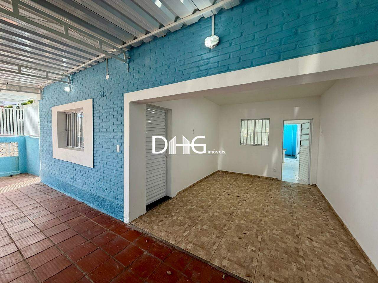 Casa para aluguel no Jardim de Itapoan: 