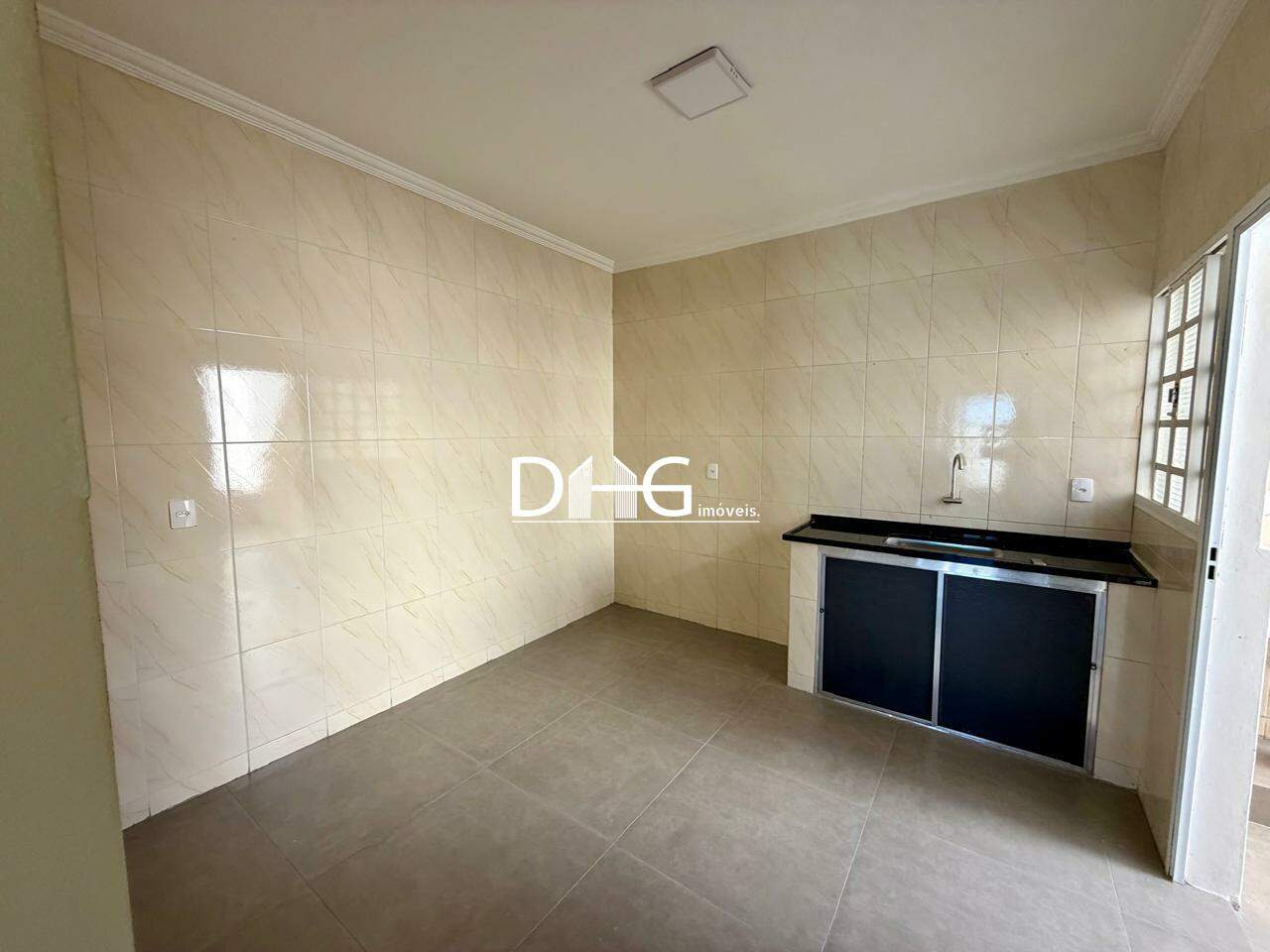 Casa para aluguel no Marieta Dian: 