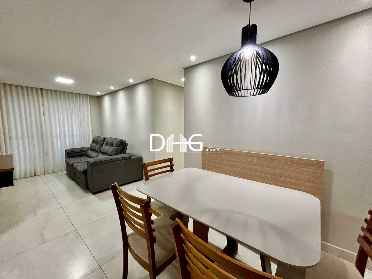 Apartamento para aluguel no Balneário Tropical: 