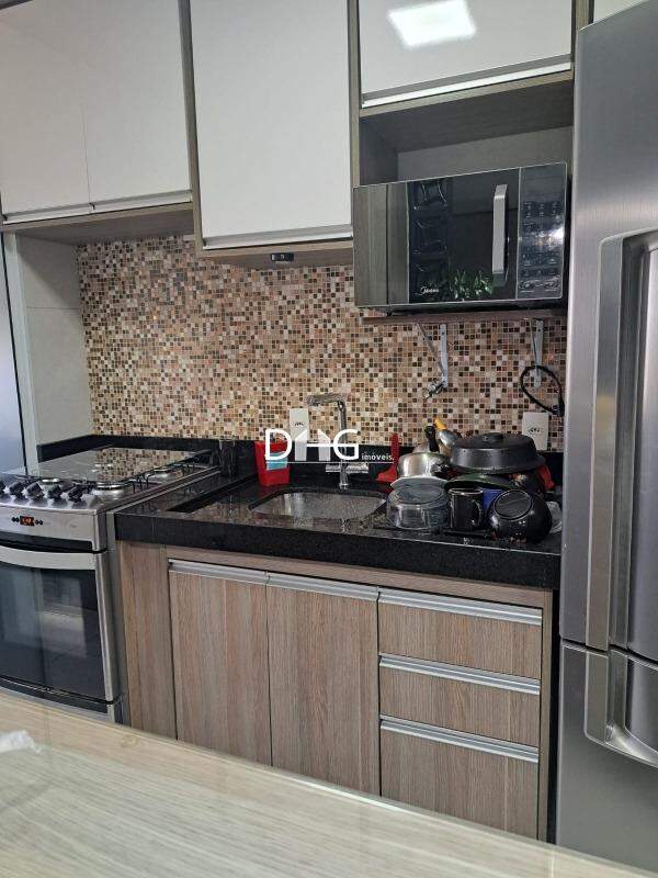 Apartamento à venda no Santa Terezinha: 