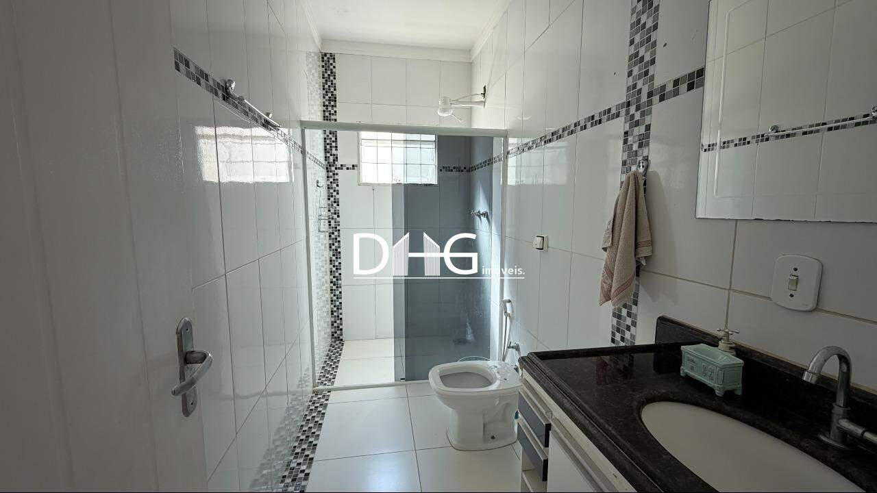 Casa para aluguel no Jardim Planalto: 