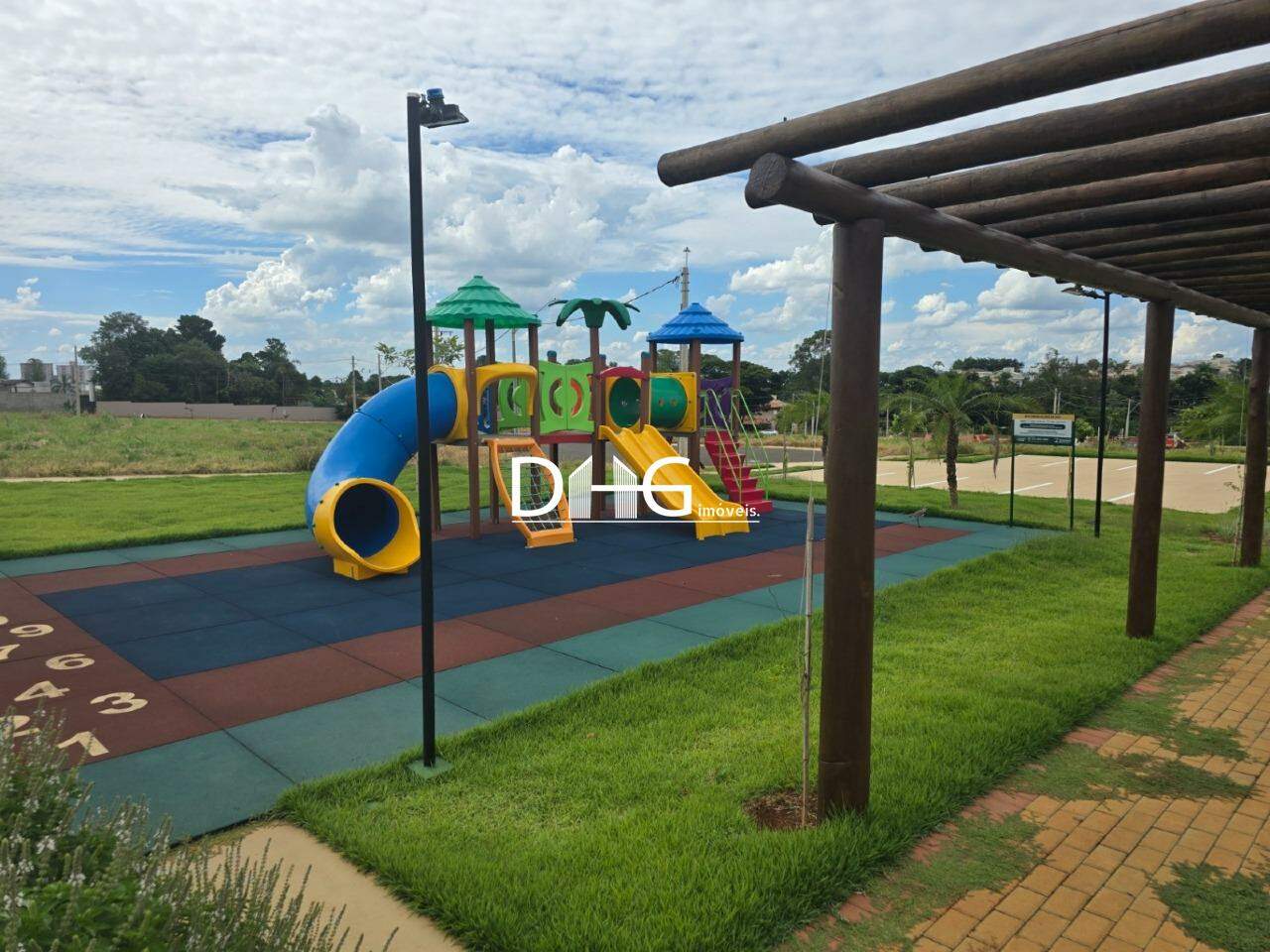 Terreno em Condomínio à venda no Residencial das Acácias: 