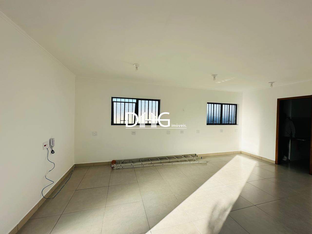 Sala para aluguel no Jardim de Itapoan: 
