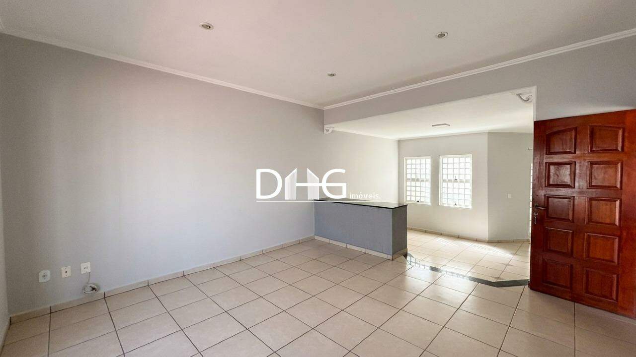 Casa para aluguel no Jardim Vista Alegre: Sala 
